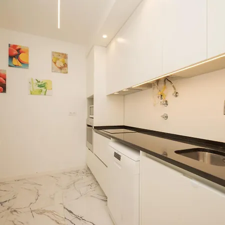 Estrela Design By Hosty * Lisboa