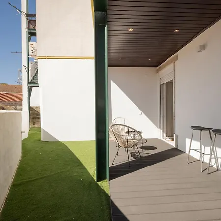 Estrela Design By Hosty * Lisboa